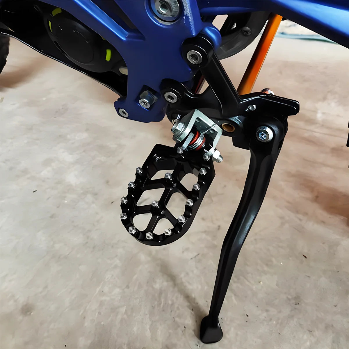 Foot Pegs